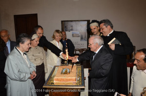 Taglio della torta con il prof. Didier