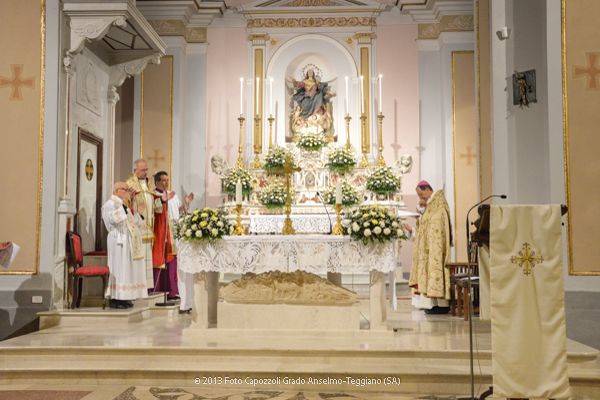 Celebrazione del Vescovo De Luca