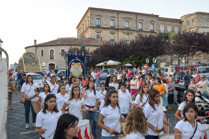 In piazza con i tamburini