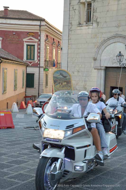 Ritorno del corteo a Teggiano