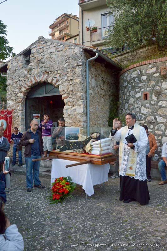 Benedizione con San Cono dormiente