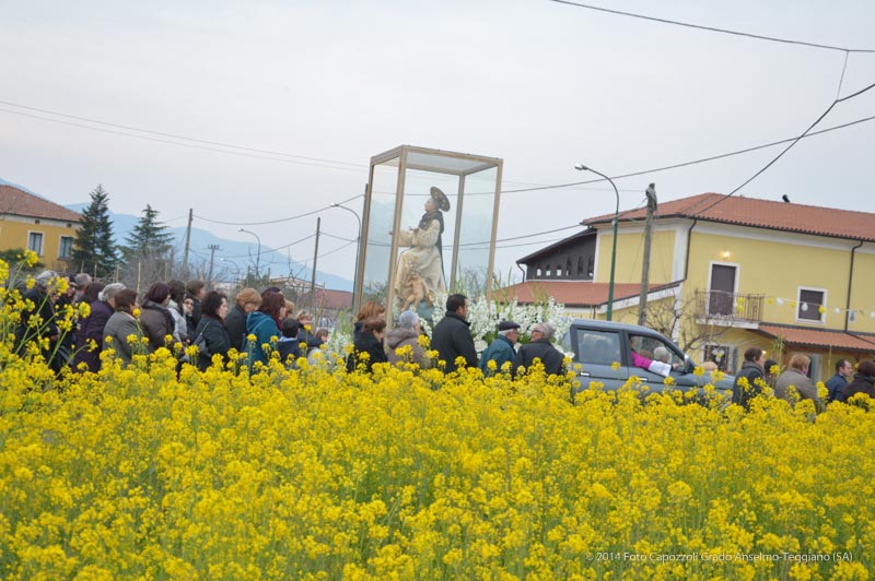 Lungo via Anca del Ponte