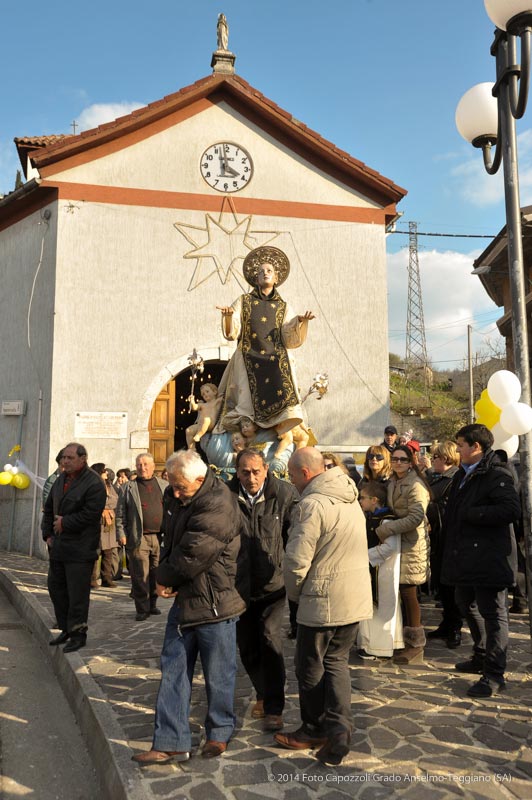 San Cono davanti la chiesa di Piedimonte